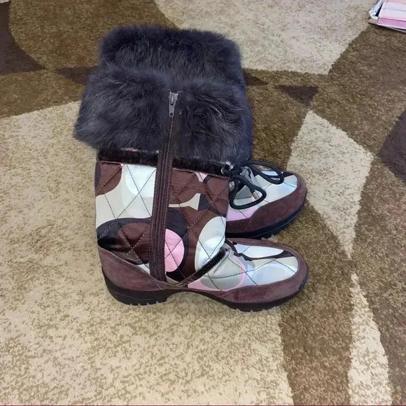 Vibram women’s boots - Picture 4 of 5